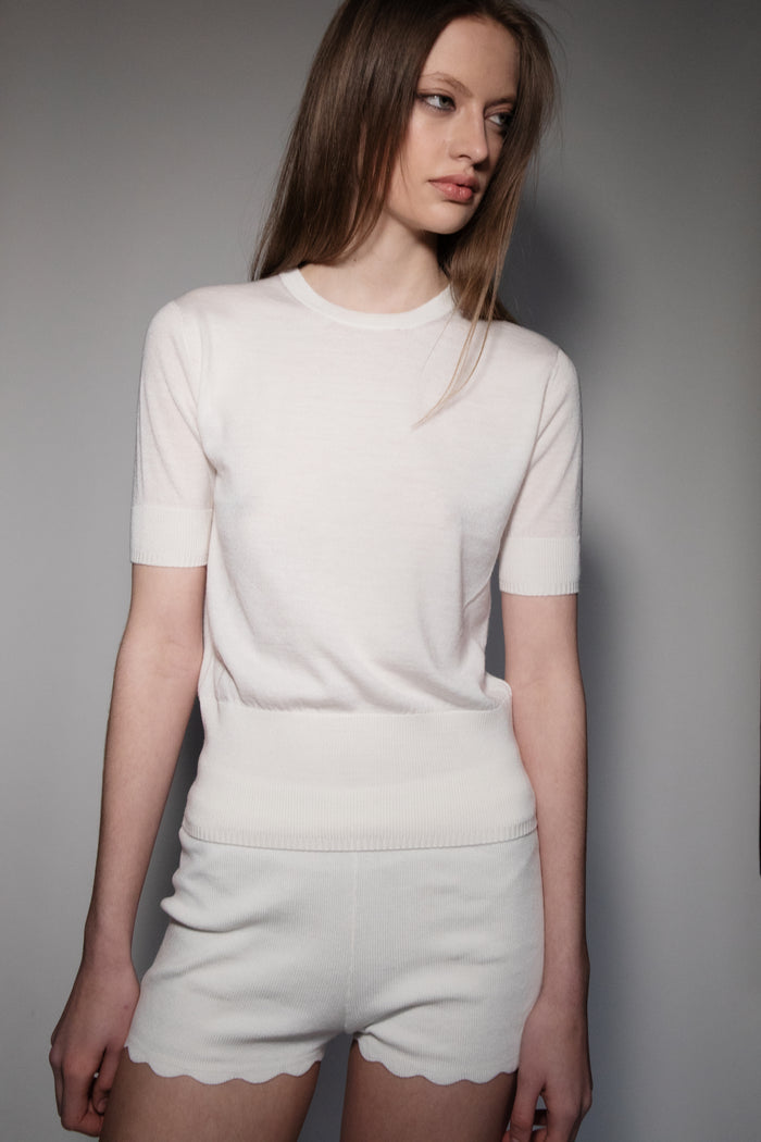 Seamless Feinstrick T-Shirt aus Seide-Wolle – off white